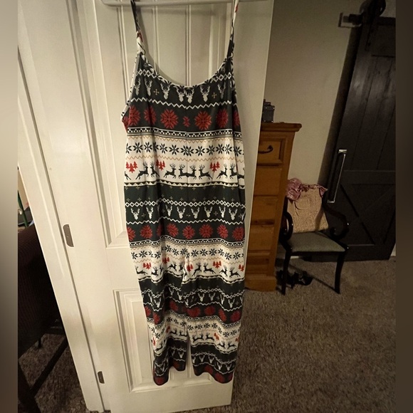 BloomChic Pants - Bloomchic Holiday Romper, size 12